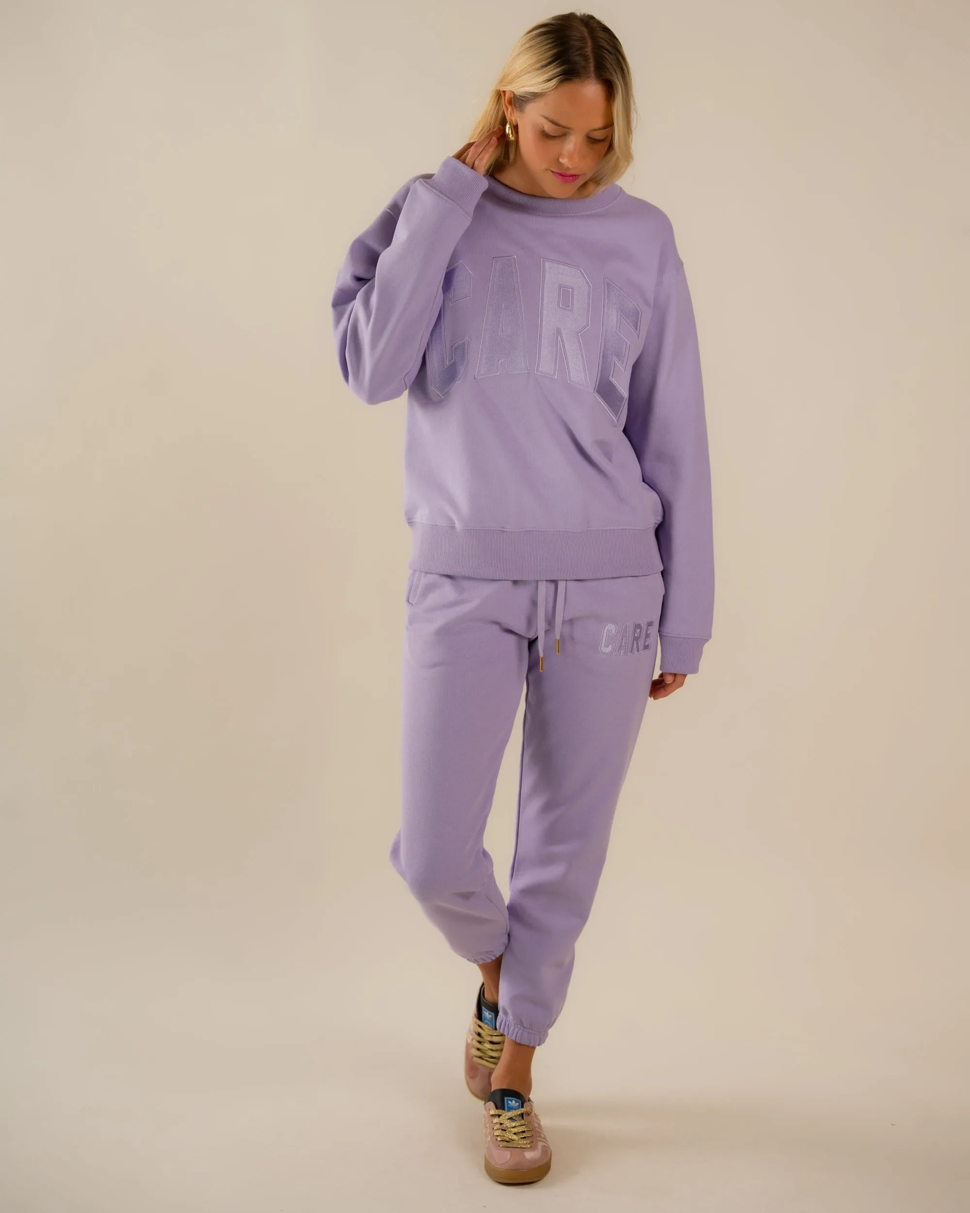 CARE Classic Sweatpants - Lilac