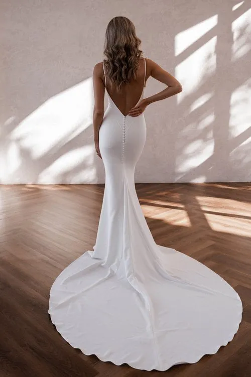 Elegant Mermaid Wedding Dresses Women Open Back V-Neck Spaghetti Straps Satin Simple Bridal Gowns Sweep Train Vestidos De Noiva