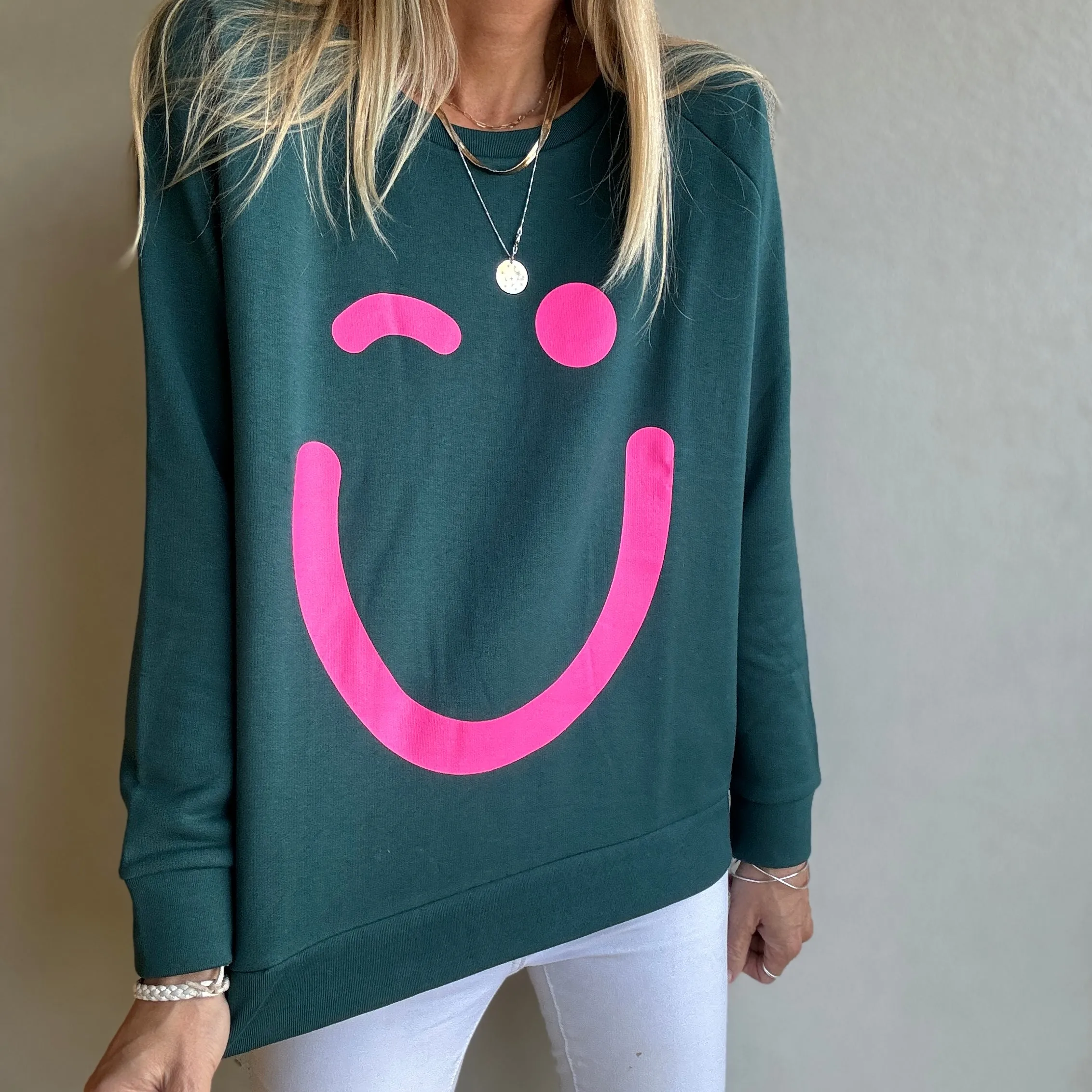 Green & neon pink sweatshirt *relaxed style* *NEW*