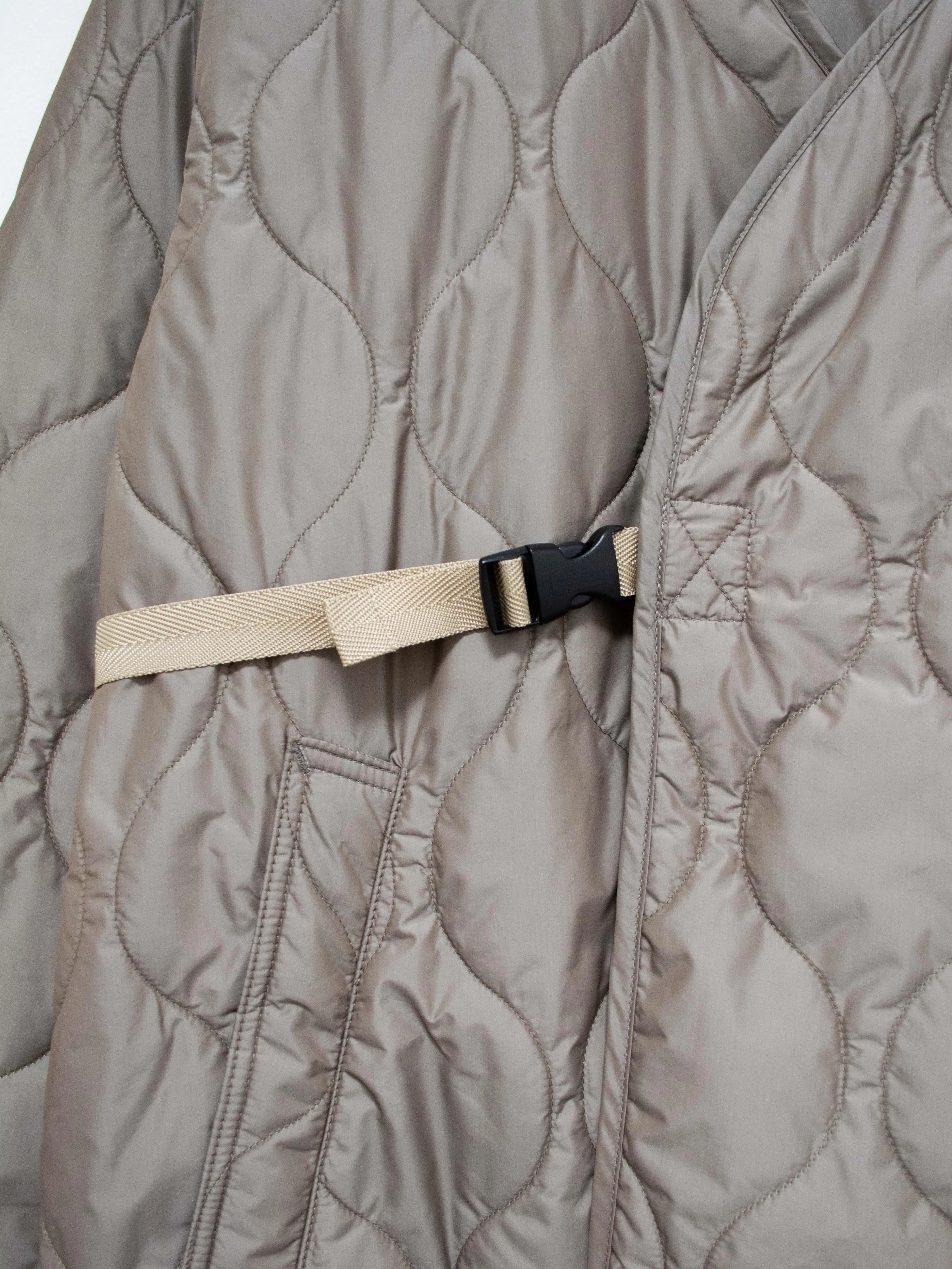 Lightweight Taffeta Quilted Liner Buckle Jacket - Greige