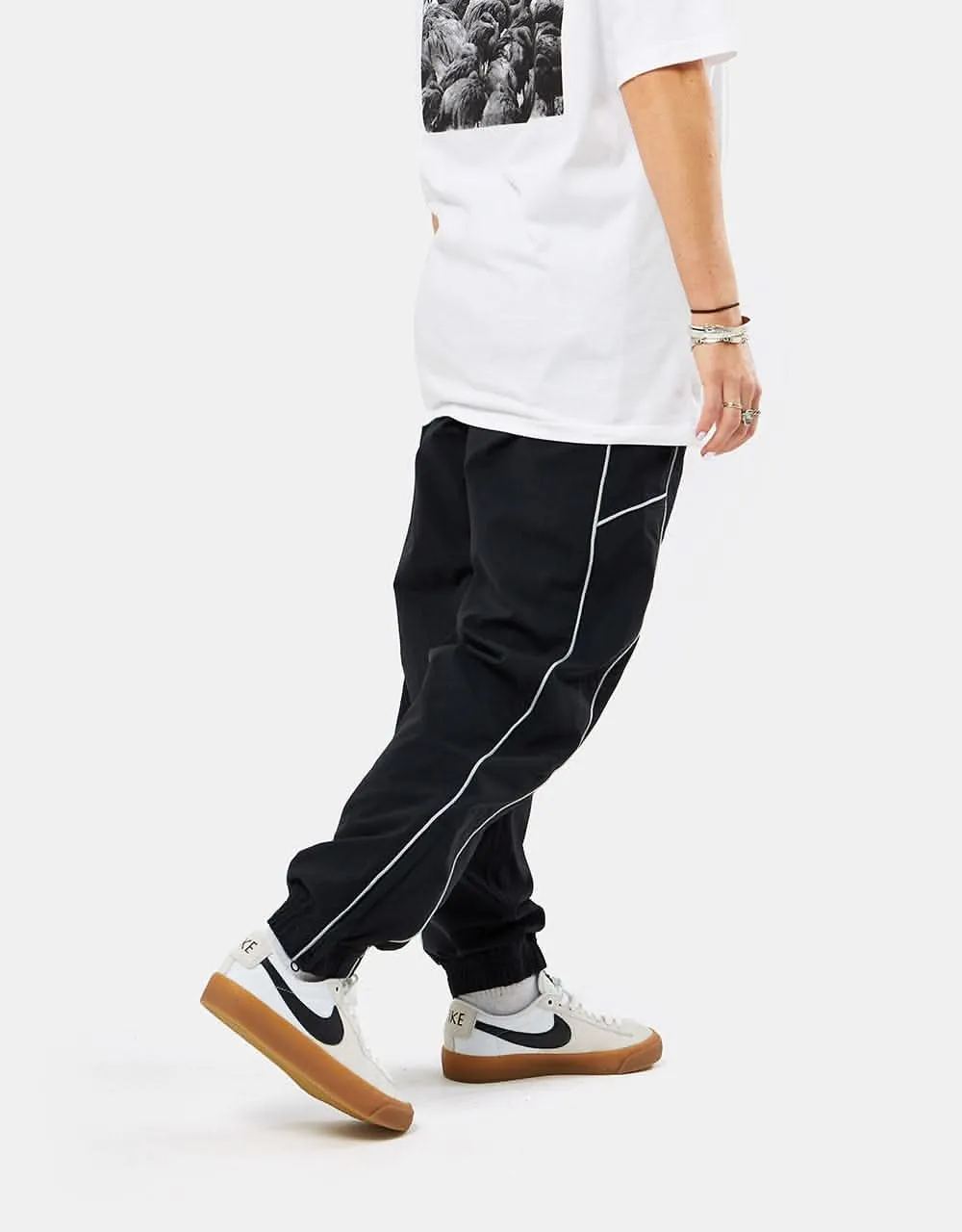 Nike SB Rugged Track Pant - Black/Summit White/Safety Orange