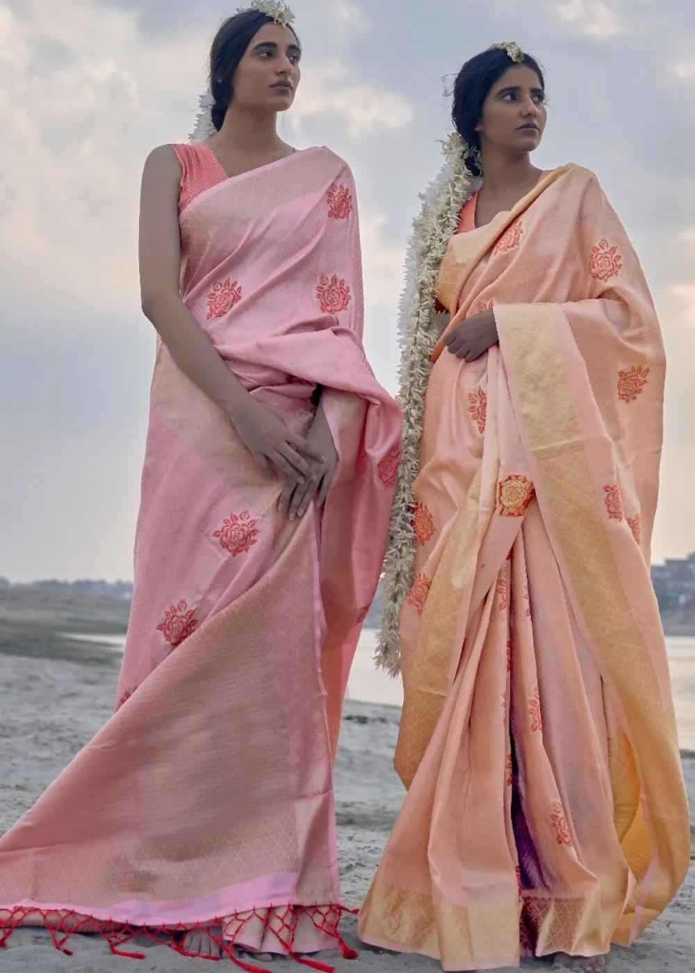 Salmon Pink Linen Silk Saree with Zari Woven Butti overall