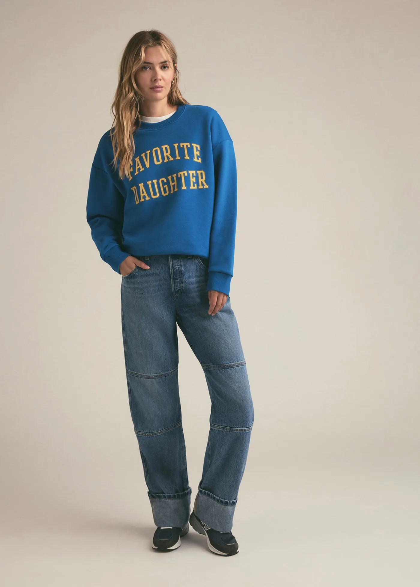 THE COLLEGIATE SWEATSHIRT