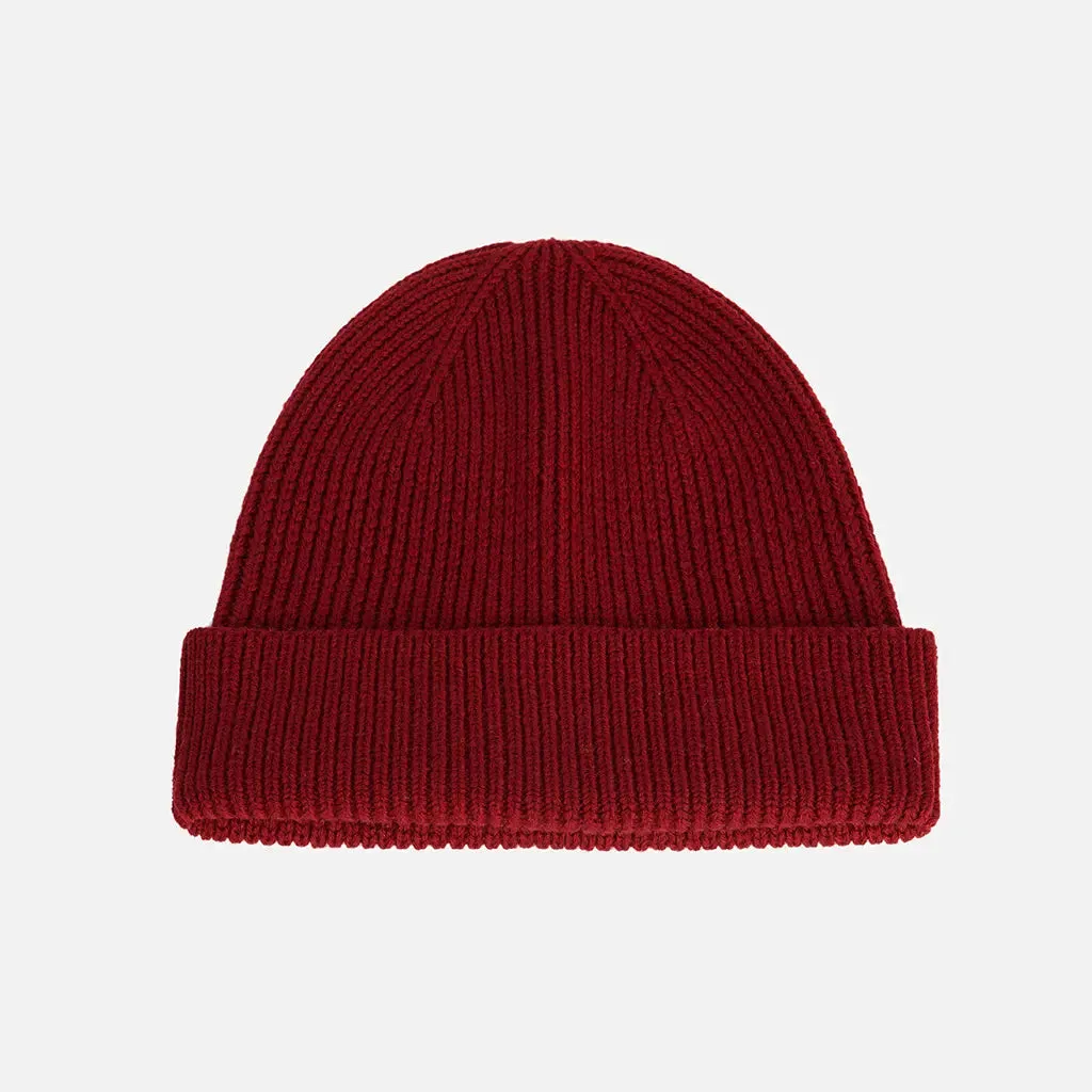 WINE RED SHORT BEANIE